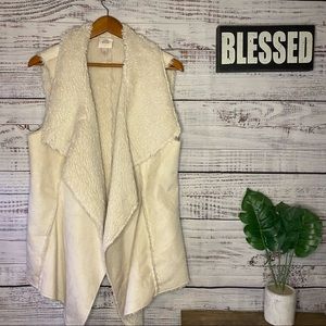 Knox Rose Cream Sleeveless Vest